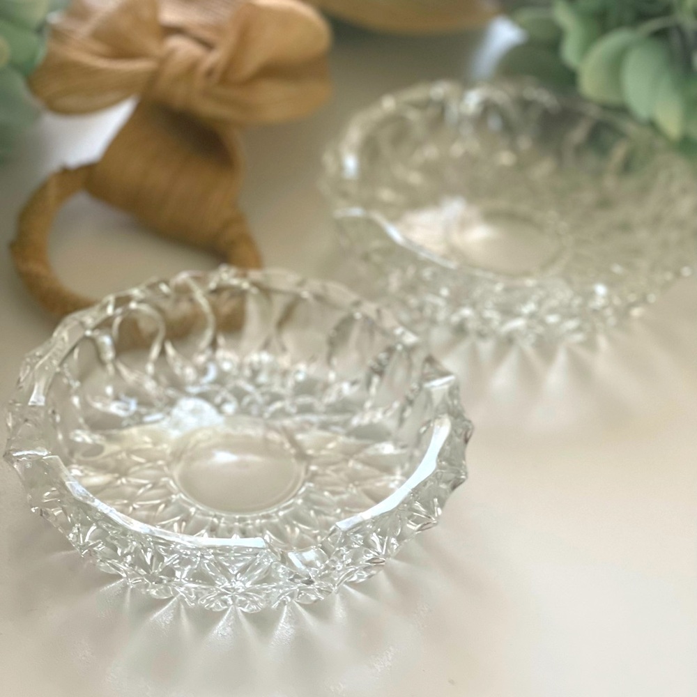 Vintage glass bowls/ashtrays (2)